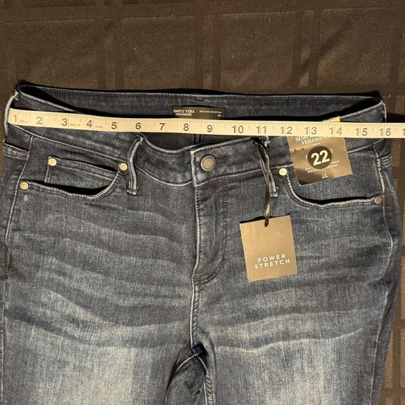 *NWT* Simple Vera Wang Dark Blue Women's Jeans Size 14P - Picture 5 of 6